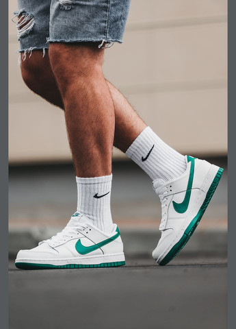 Білі Осінні кросівки чоловічі і жіночі nike sb dunk low white green | найк сб данк низькі білі зелені No Brand