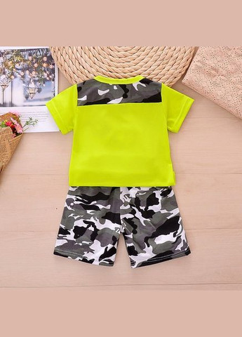 Комбинированный летний летний костюм для мальчика камуфляж салатовый верх 1182 No Brand