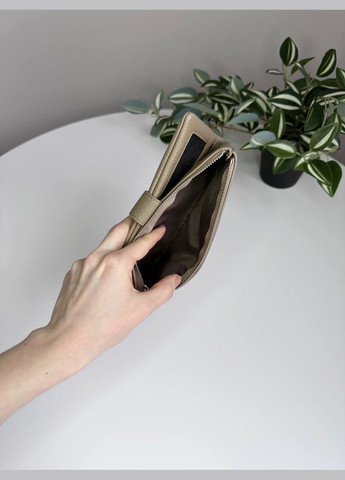 Жіночий великий гаманець з двома монетницями з екошкіри Saralyn (282842847)