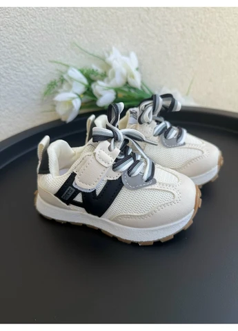 Стильні кросівки No Brand (386036363)
