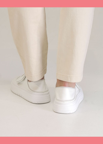 Білі осінні кросівки з липучкою білі шкіра Berkonty