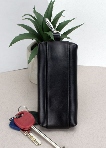 Ключниця чоловіча шкіряна на блискавці Classic (чорна) з карабіном HandyCover (288049585)