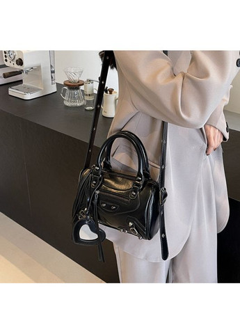 Жіноча сумка 7008 з двома ручками крос-боді No Brand (349442037)