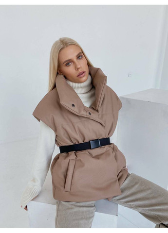 Жилет Desing з екошкіри бежевого кольору milirud (366291297)