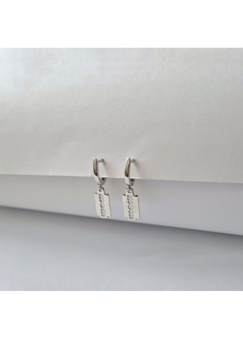 Серебряные серьги без камней с подвеской Лезвие серебро 925 пробы Родированное 2448r 2.60г Nobrand (370438652)