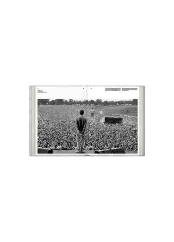 Oasis. В поисках выхода из ниоткуда Thames & Hudson (395091938)