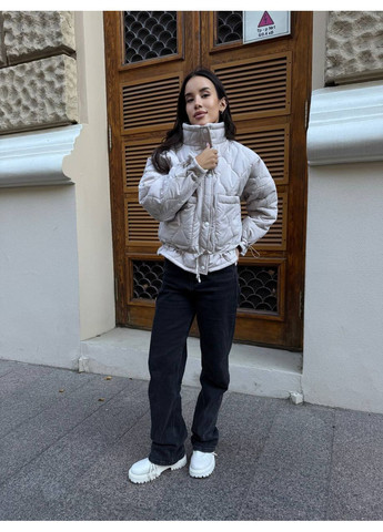 Сіро-бежева демісезонна жіноча коротка куртка вільного крою MonCher