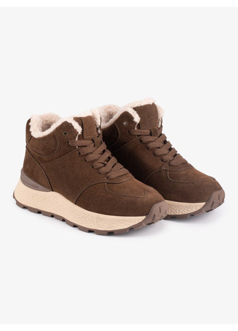 Осенние женские ботинки на низком ходу 1101710 Buts из натуральной замши