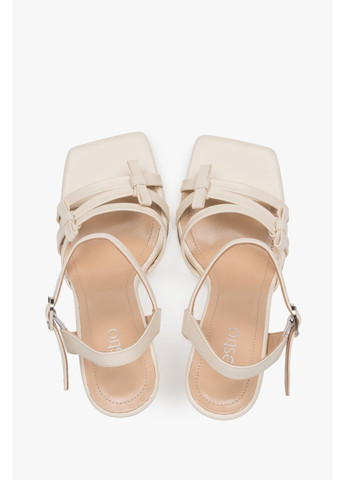 Босоніжки, колір молочний Estro (367189279)