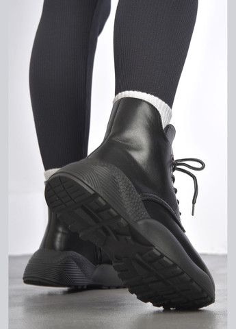 Черевики жіночі демісезонні чорного кольору Let's Shop (303772147)