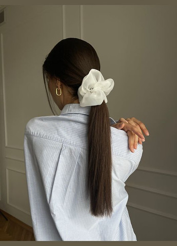 Жіноча резинка для волосся білого кольору хмаринка - прикраса для волосся Miso (294052101)