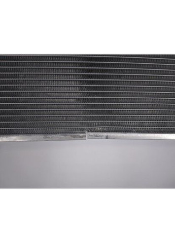 Радиатор охлаждения УЦЕНКА. НЕЗНАЧЕННОЕ ПОВРЕЖДЕНИЕ РАДИАТОРА.CHEVROLET AVEO (T300) (11-) 1.6 16V 61715 Nissens (366193560)