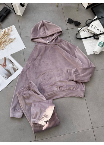 Женский спортивный костюм из мягкого материала. No Brand (370079707)