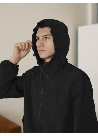 Чорна демісезонна чоловіча легка куртка весна/осінь чорна No Brand