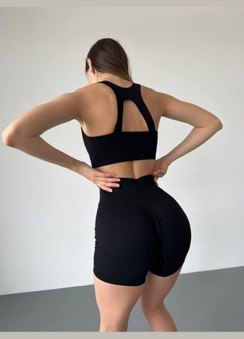 Спортивний костюм у рубчик (топ без рукава з чашками та шорти з пуш-ап ефектом) чорного кольору, розмір S Trends (330757063)