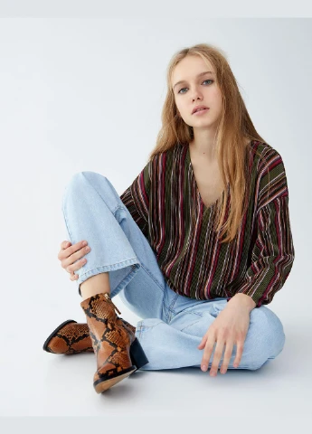 Рожева блуза демісезон,рожевий-зелений, Pull & Bear