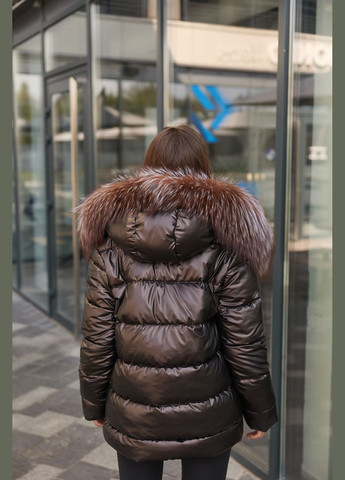 Темно-коричневая зимняя куртка MN