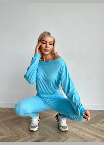 Жіночий спортивний костюм No Brand (325884059)