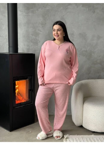 Рожева жіноча піжама plus size ніжно-рожева з довгим рукавом / жіноча домашня піжама plus size рожевого кольору з принтом / жіноча No Brand