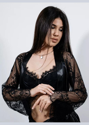 Халат атласний довгий жіночий з рукавами та знизу мереживом No Brand Халат довгий Noir чорний (339869484)