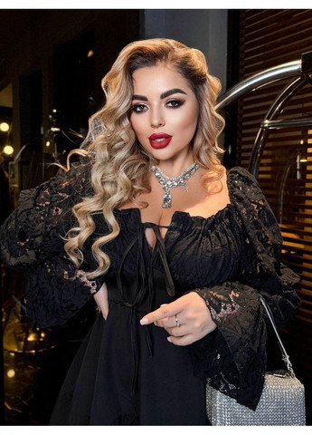 Черное вечернее платье мини с гипюровыми рукавами Byron однотонное