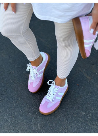 Рожеві жіночі кросівки рожеві з білим замшеві кеди спортивні повсякденні No Brand