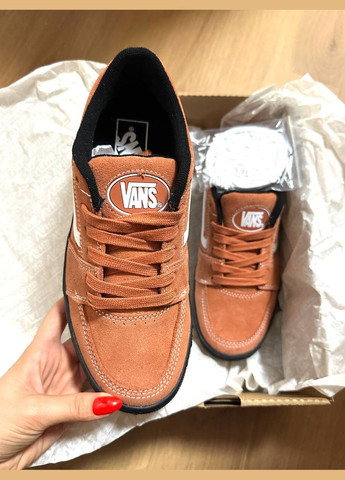 Коричневі жіночі кеди короткі замш (24 см) Vans