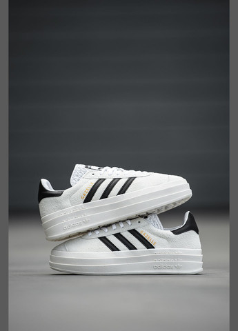Белые демисезонные кроссовки женские adidas Gazelle Bold