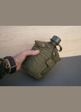 Фляга армійська US Army bottle 1 л пластикова в чохлі чешський камуфляж Max Fuchs Німеччина Mil-Tec (302391674)
