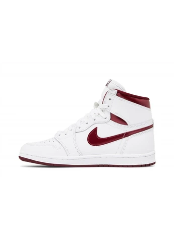 Білі кросівки 1 retro high white bq4422-161 демісезон Air Jordan