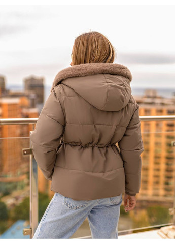 Світло-коричневий зимній Пуховик Garna