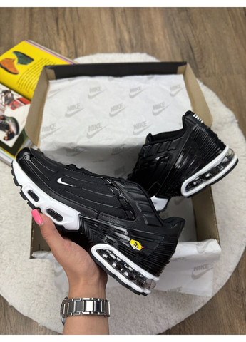 Черные демисезонные кроссовки мужские nike air max plus 3 black найк аир макс плюс черные No Brand