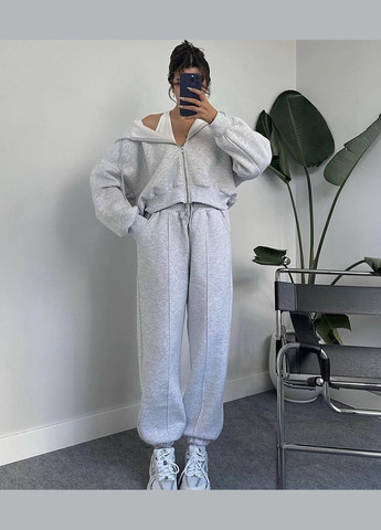 Красивий сірий костюм двійка з тринитки на флісі (укорочена кофта+штани з перестрочками), м'який демісезонний костюм No Brand 072-3 (302434893)