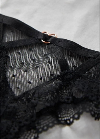 Соблазнительные кружевные трусики стринги с сердечками женское нижнее белье из кружева в мелкий принт сердечком вырезы на бедрах Cindylove (331769758)