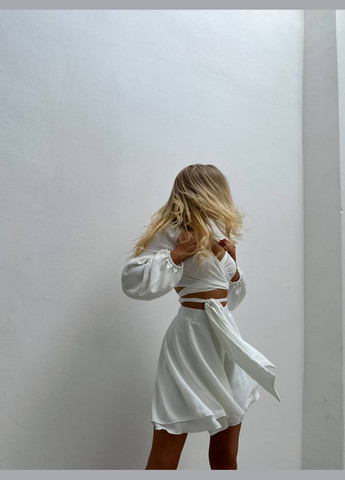 Шикарный молочный летний костюм двойка (юбка-шорты+топик) из качественной ткани: креп-жатка, открытый костюм 2-ка No Brand 175-1 (282970333)