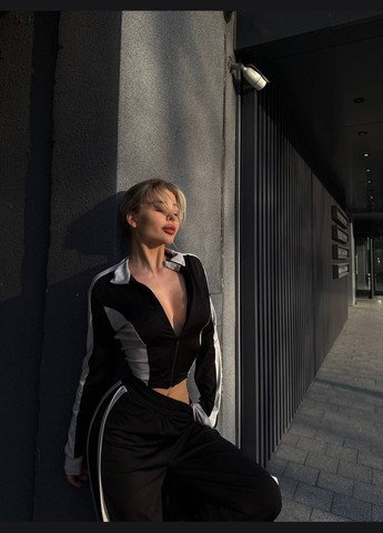 Жіночий спортивний костюм No Brand (322182716)