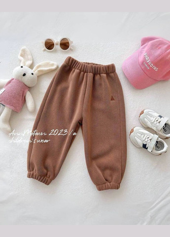 Коричневый демисезонный костюм брючный Garna