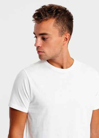 Белая футболка Basic Collection