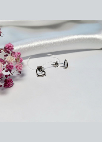 Срібні сережки гвоздики на фіксаторах без каменів Контур Серце срібло 925 проби Родоване 1306с 0.66г No Brand (306742649)