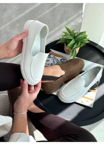 Замшеві мокасини з перфорацією No Brand (399927453)