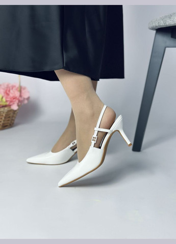 Білі стильні босоніжки слінгбекі лакові білі на підборах No Brand 2025 (328451032)