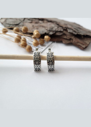 Срібні сережки Вишиванка із Білим камінням чорнене срібло 925 проби 5016ч 3.70 г No Brand (306741576)