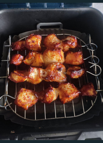 Решітка з 4-ма шампурами для аерогриля, мультипечі універсальна 190х190мм No Brand (341324957)