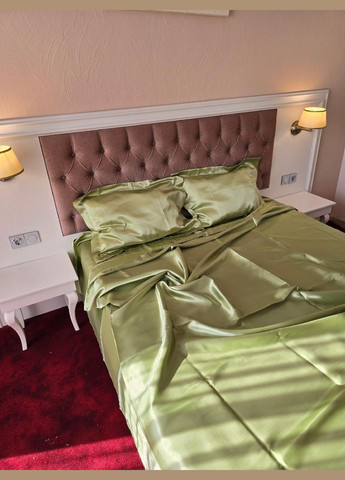 Атласное постельное белье Евро Салатовый 200 x 220 + 4 x 50 x 70 (141410-02) No Brand (348095250)