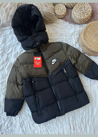 Оливкова (хакі) зимня куртка зимова Nike