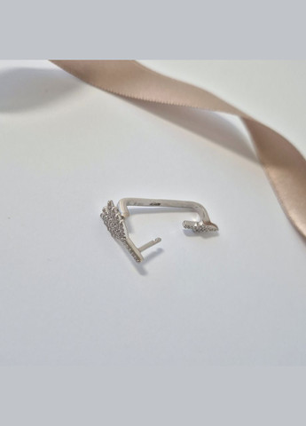 Срібна сережка Стріла в Білих каменях 1 шт срібло 925 проби родоване 2404р 2.50г No Brand (334884435)