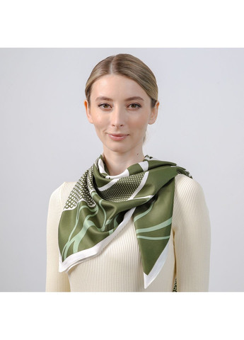 Платок женский с принтом атлас разноцветный РАВЕННА LuckyLOOK 752-818 (324741772)