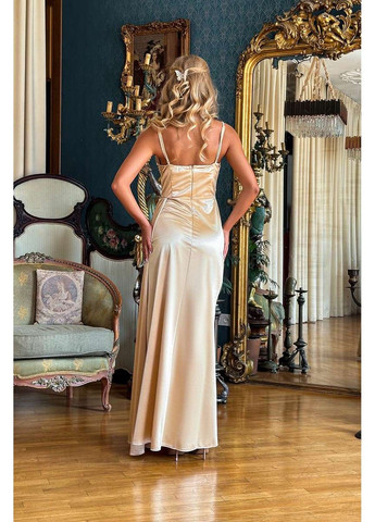 Бежева вечірня сукня блиск розріз 24057 бежева Tanita-Romario