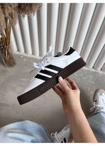 Белые всесезонные кроссовки samba white black adidas