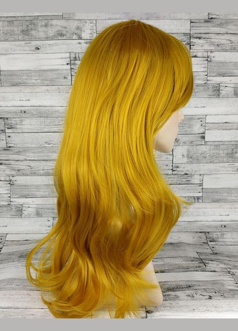 Парик желтый длинный волнистый с длинной челкой женский для женщин 60см из искусственных волос No Brand 3518 (300579906)